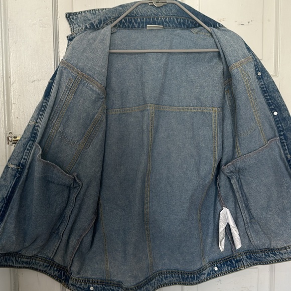 Top - Picture 11 of 15